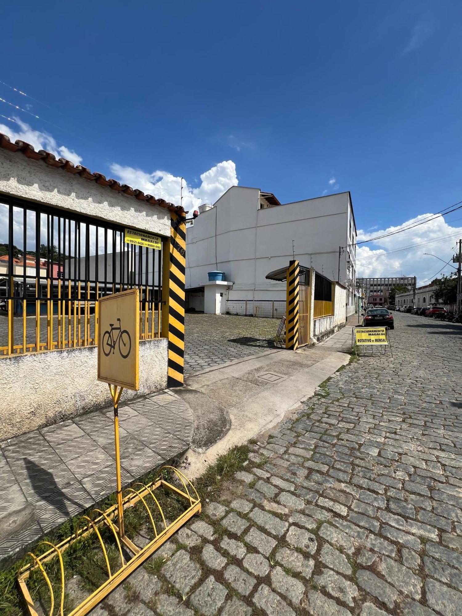 Apartamento Em Sao Joao Del Rei, Ao Lado Da Estacao Ferroviaria, Estacionamento E Ar Condicionado São João del Rei Exterior foto